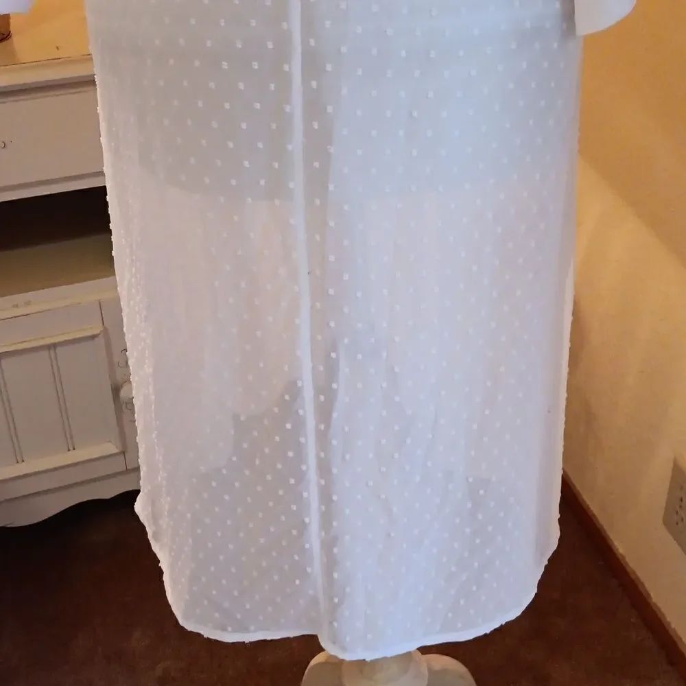 Express Dotted Swiss Duster - Picture 7 of 10